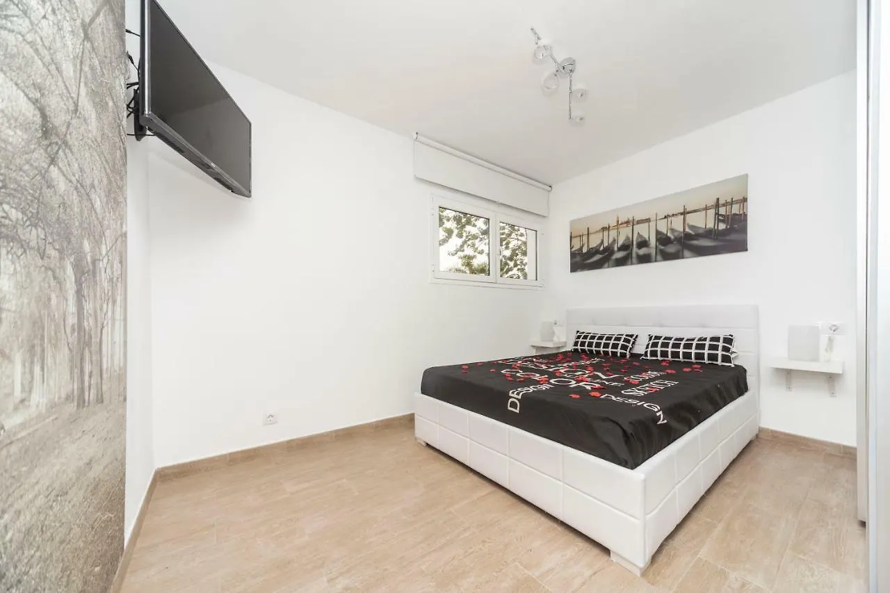 Apartamentos Temisa Puerto del Carmen  Apartment Puerto del Carmen (Lanzarote)